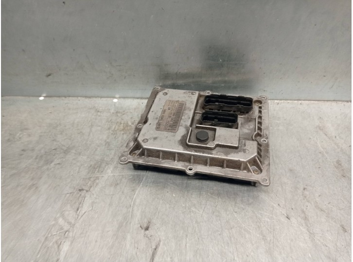 Recambio de centralita motor uce para smart coupe turbo cat referencia OEM IAM 0010020V001 0261205006 BOSCH