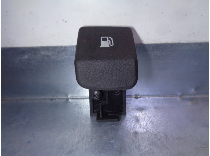 Recambio de boton apertura deposito para ssangyong kyron 2.0 referencia OEM IAM 4729521 