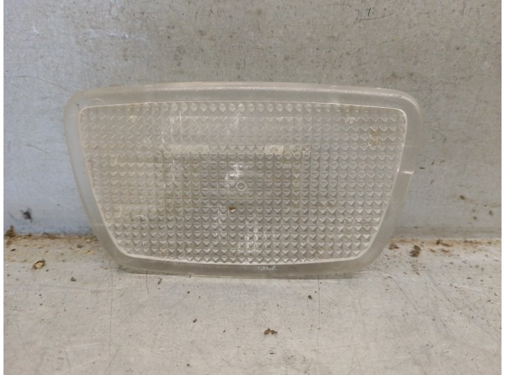 Recambio de luz interior para volvo xc90 2.4 diesel cat referencia OEM IAM 30634772  