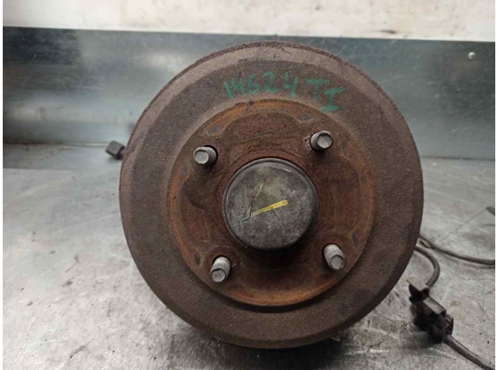 Replacement rear left stub axle for Ford Mondeo sedan/estate (FD) 1.8 turbodiesel cat OEM IAM reference 1110952 