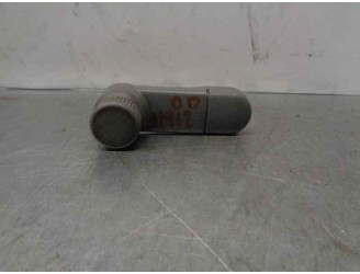 Recambio de mando elevalunas delantero derecho para skoda felicia pickup 1.9 diesel cat referencia OEM IAM   