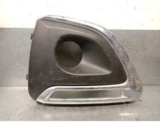 Recambio de rejilla paragolpes derecha para peugeot 108 1.0 vti 72 referencia OEM IAM 814810H150 1612202480 