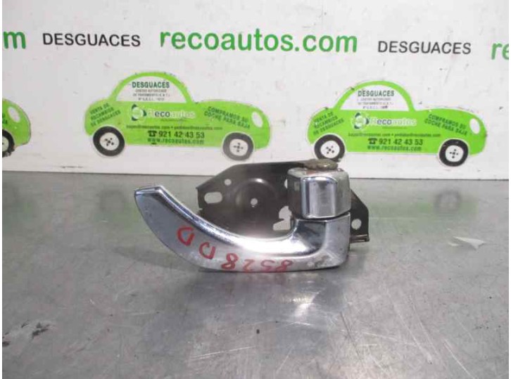 Replacement front right interior door handle for hyundai terracan (hp) 2.9 crdi cat OEM IAM reference 826203B000 