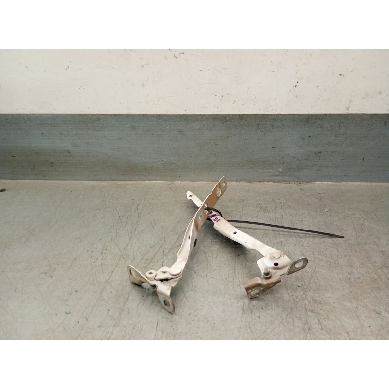 Recambio de bisagra capot para citroën c4 picasso ii 1.6 bluehdi 120 referencia OEM IAM 9676115080 9676115180 