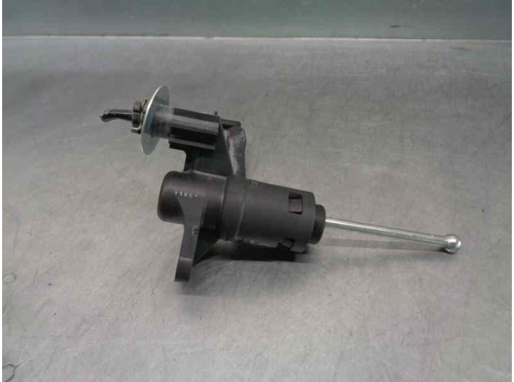 Recambio de bomba embrague para seat exeo berlina (3r2) 2.0 tdi referencia OEM IAM 8E1721401AJ  