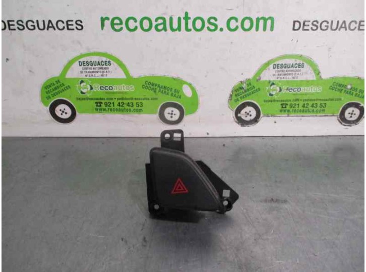 Recambio de warning para hyundai i30cw 1.6 crdi cat referencia OEM IAM 864W0140 