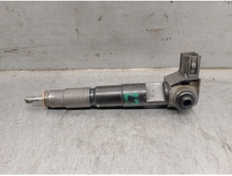 Replacement injector for Subaru Outback (BS) 2.0 D AWD (BSD) OEM IAM reference 16613AA040 DENSO