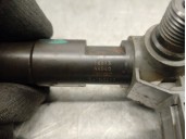 Replacement injector for Subaru Outback (BS) 2.0 D AWD (BSD) OEM IAM reference 16613AA040 DENSO