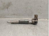 Recambio de inyector para subaru outback (bs) 2.0 d awd (bsd) referencia OEM IAM 16613AA040  DENSO