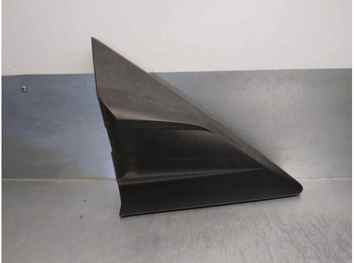 Recambio de molduras delanteras para ford transit custom kombi 2.2 tdci cat referencia OEM IAM BK21V16004AEW DEL DER 