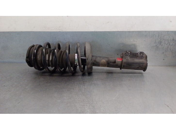 Replacement front left shock absorber for Saab 9-5 (YS3E) 2.3 T OEM IAM reference B235E B235E 