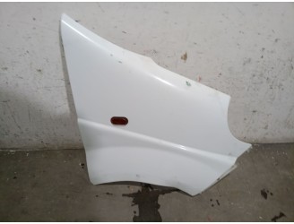 Recambio de aleta delantera derecha para renault trafic ii autobús (jl) 2.5 dci 135 (jl0d) referencia OEM IAM 7782524467 7782524