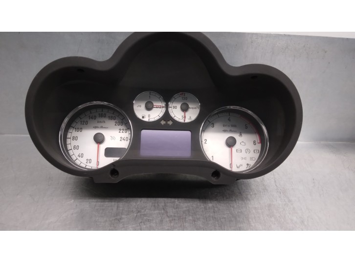 Recambio de cuadro instrumentos para alfa romeo 147 (190) 1.9 jtd cat referencia OEM IAM 156056633 110080304021 VDO