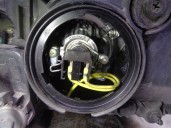 Recambio de faro derecho para ssangyong kyron 2.0 referencia OEM IAM 8310409102  5 PUERTAS