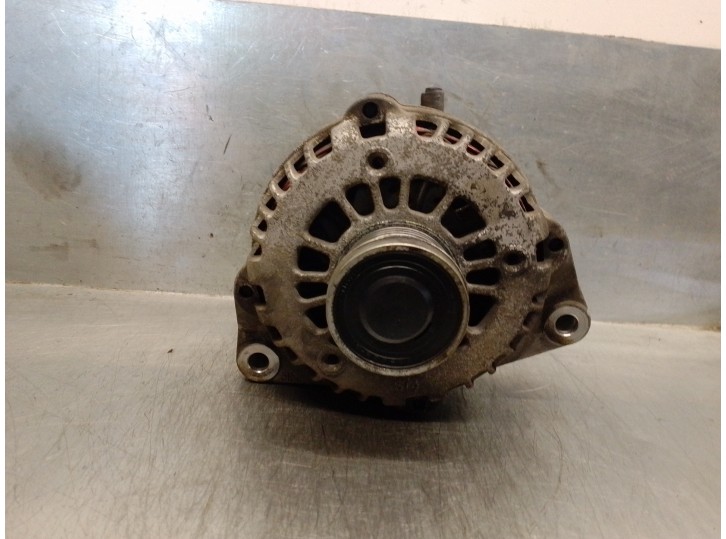 Recambio de alternador para ssangyong kyron 2.0 referencia OEM IAM A6641540102 A6641540102 