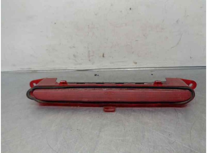 Recambio de luz central de freno para ford focus cabrio (ca5) 2.0 cat referencia OEM IAM 6N4113A613A 