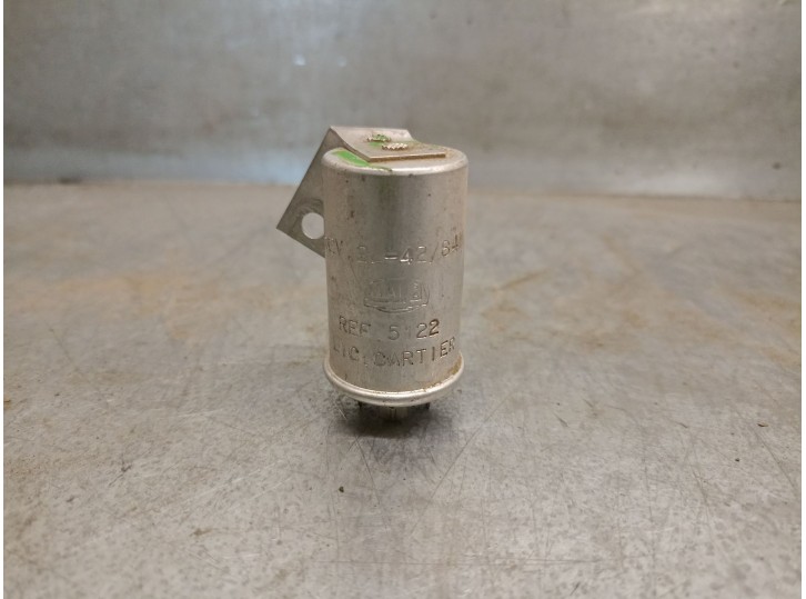 Replacement relay for Renault 12 estate GTL 847-98 OEM IAM reference 5122 CARTIER