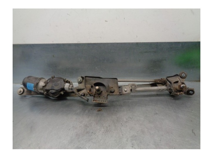 Recambio de motor limpia delantero para mazda 2 lim. (de) 1.3 16v cat referencia OEM IAM DF7167340A 