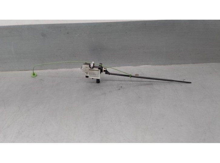 Recambio de motor tapa deposito combustible para bmw x5 (e70) 3.0 turbodiesel referencia OEM IAM 67116985882 