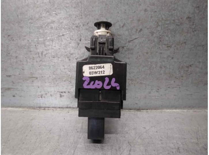 Recambio de interruptor para volvo xc90 2.4 diesel cat referencia OEM IAM 8622064 03W312 