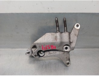 Recambio de soporte motor para kia rio ii (jb) 1.5 crdi referencia OEM IAM 216702A300 