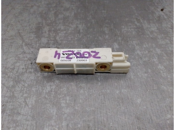 Recambio de sensor impacto para volvo xc90 2.4 diesel cat referencia OEM IAM 8651755 230903 BOSCH