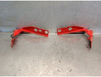 Replacement hood hinge for SEAT Ibiza (6L1) 1.9 TDI OEM IAM reference 6L0823302A 6L0823302A 