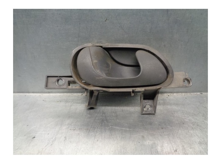 Recambio de maneta interior delantera izquierda para citroën jumpy 1.9 turbodiesel referencia OEM IAM 14709781077 