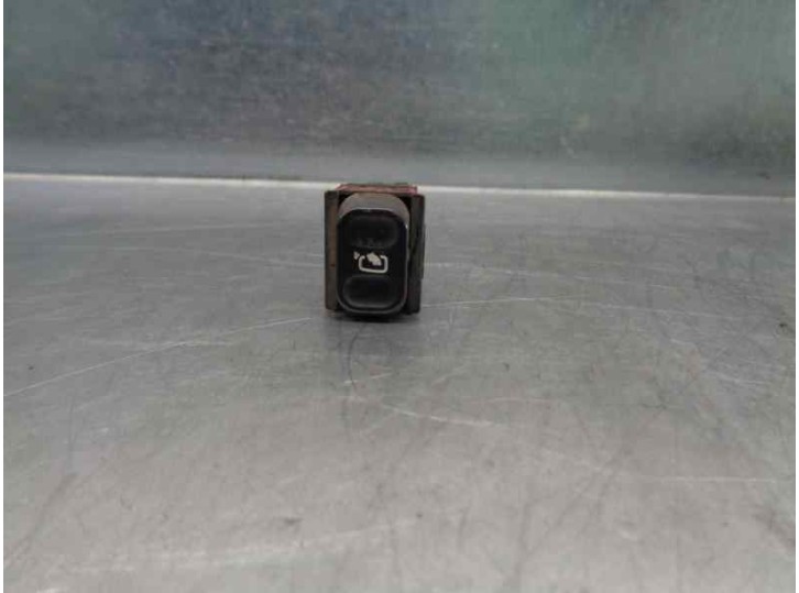 Recambio de mando para peugeot 806 1.9 turbodiesel cat referencia OEM IAM 3438  