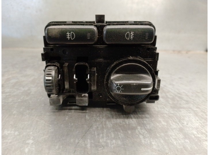 Recambio de mando luces salpicadero para volvo xc90 2.4 diesel cat referencia OEM IAM 8685450  