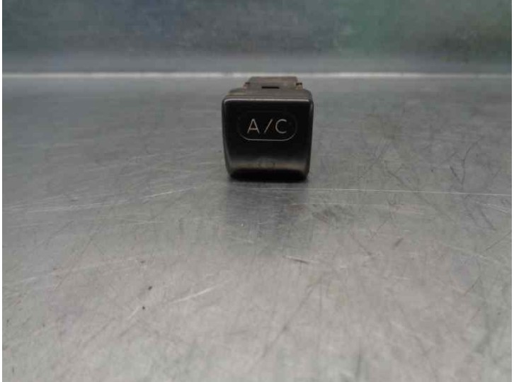 Recambio de interruptor para peugeot 806 1.9 turbodiesel cat referencia OEM IAM 