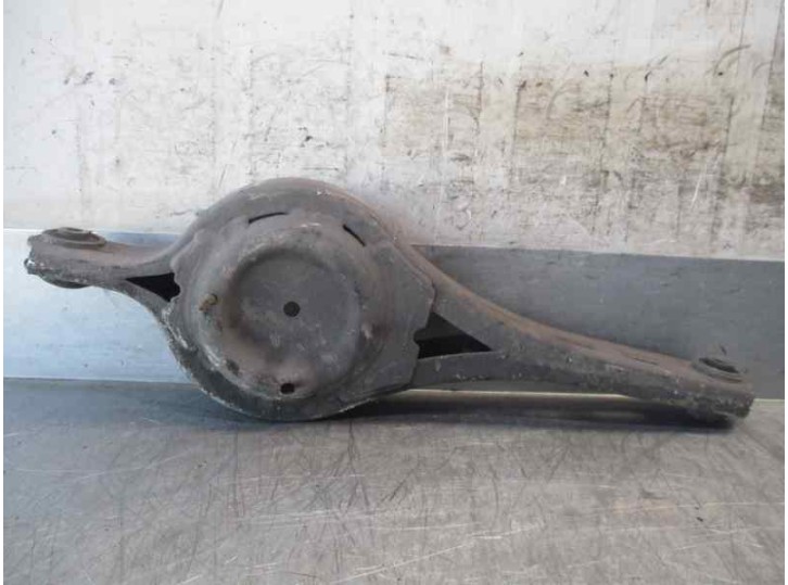 Replacement rear right lower suspension arm for Volvo S80 Saloon 2.4 Diesel CAT OEM IAM reference 31317602 
