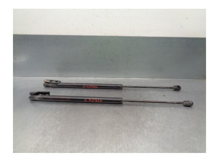 Recambio de amortiguadores maletero / porton para kia sorento 2.5 crdi cat referencia OEM IAM 817713E020 