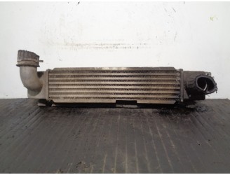 Recambio de intercooler para kia sorento 2.5 crdi cat referencia OEM IAM 281904A101 