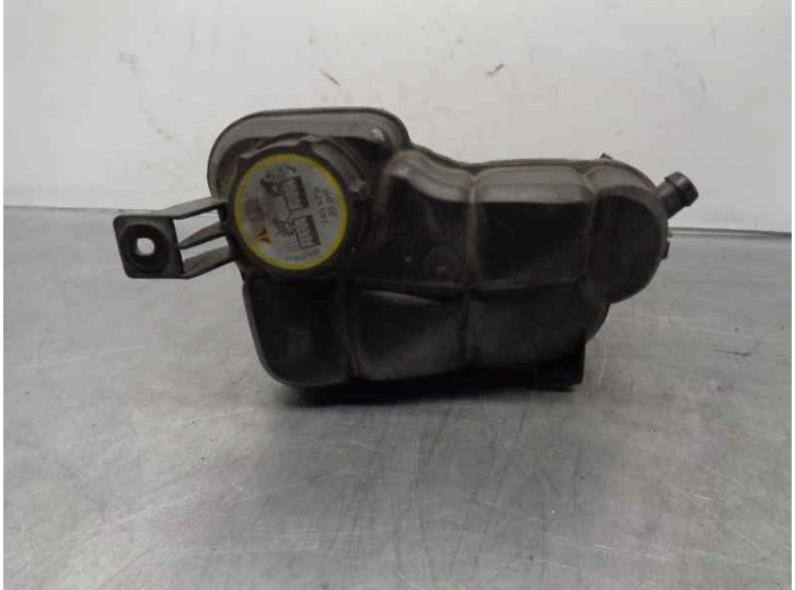 Recambio de deposito expansion para volvo s80 berlina 2.4 diesel cat referencia OEM IAM 31200322  