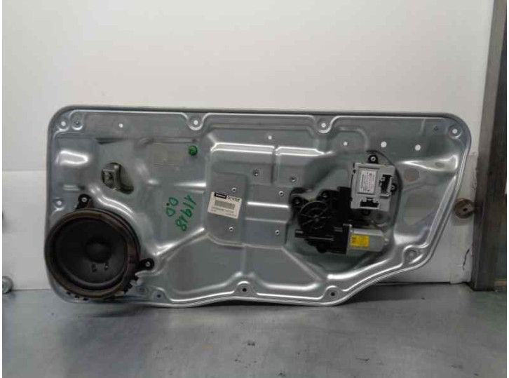 Replacement front right window regulator for Volvo S80 saloon 2.4 diesel cat OEM IAM reference 30784510 6 PINS 5 DOORS
