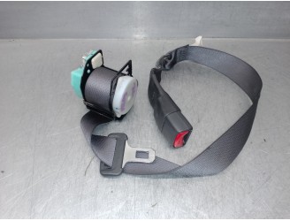 Recambio de cinturon seguridad trasero central para toyota corolla (e15) 2.0 turbodiesel cat referencia OEM IAM 7348012240B0  