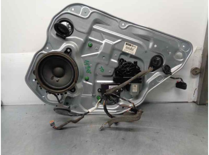 Replacement rear right window regulator for Volvo S80 saloon 2.4 diesel CAT OEM IAM reference 30784511 6 PINS 4 DOORS