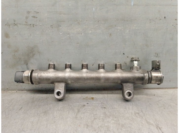 Recambio de rampa inyectora para subaru outback (bs) 2.0 d awd (bsd) referencia OEM IAM 16670AA030 16670AA030 DENSO