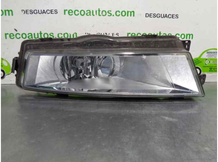 Recambio de faro antiniebla izquierdo para skoda rapid 1.6 tdi dpf referencia OEM IAM 5JA941699 