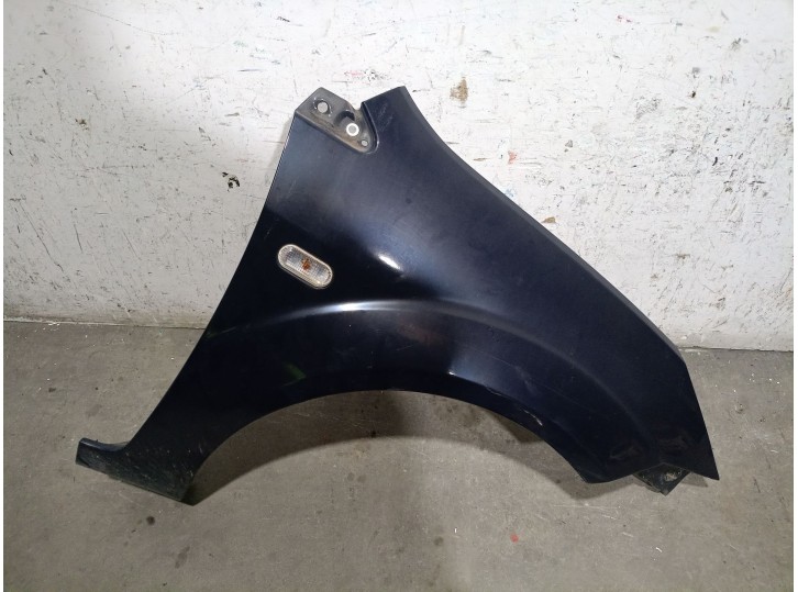 Recambio de aleta delantera derecha para ford fiesta (cbk) 1.4 tdci cat referencia OEM IAM 1528047 1528047 