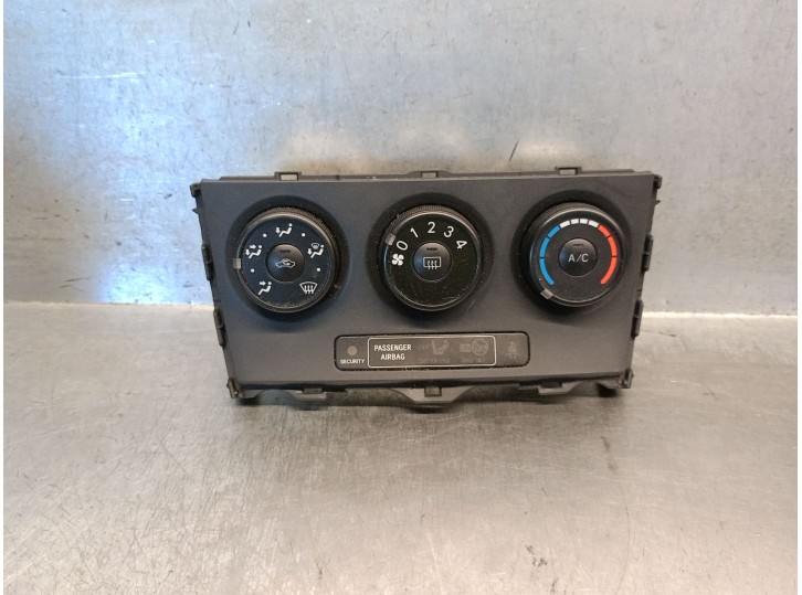 Recambio de mando calefaccion / aire acondicionado para toyota auris 1.4 turbodiesel cat referencia OEM IAM 758734 5590112140 