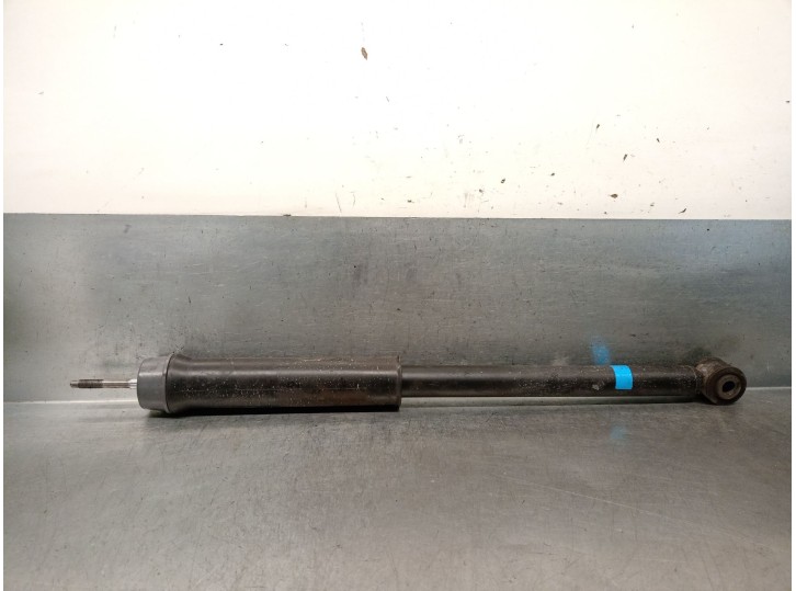 Replacement right rear shock absorber for Renault Captur II OEM IAM reference 562106663R 562106663R 
