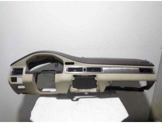 Recambio de salpicadero para volvo s80 berlina 2.4 diesel cat referencia OEM IAM 3130382 BEIGE Y MARRON OSCURO 