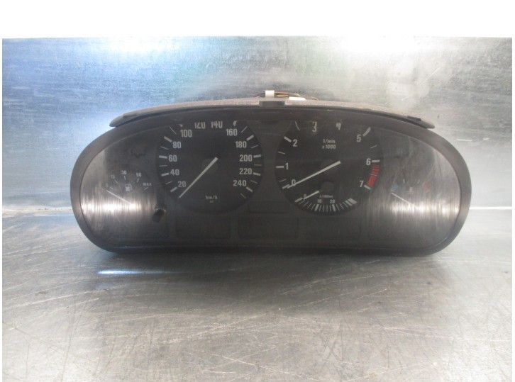 Recambio de cuadro instrumentos para bmw serie 5 berlina (e39) 2.2 24v cat referencia OEM IAM 62116907015 110008735 VDO