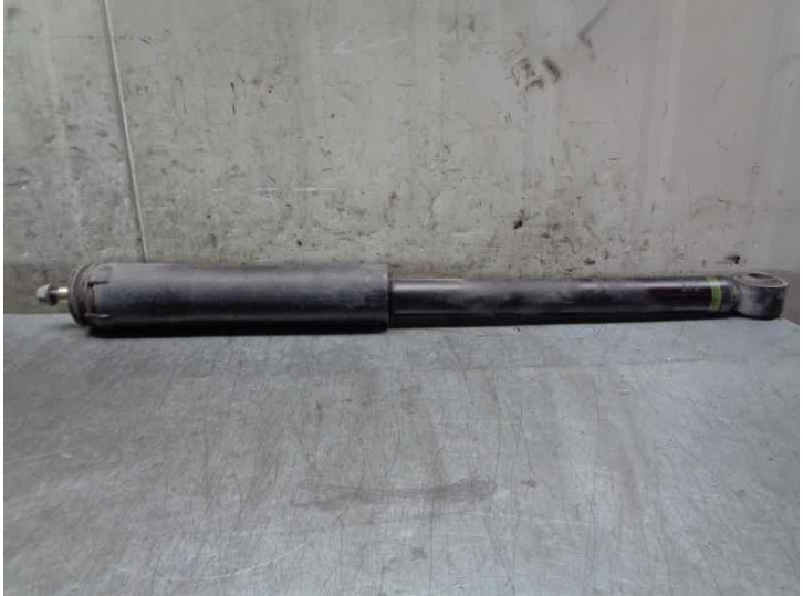 Recambio de amortiguador trasero derecho para toyota avensis verso (m20) 1998 referencia OEM IAM 4853144080  KYB