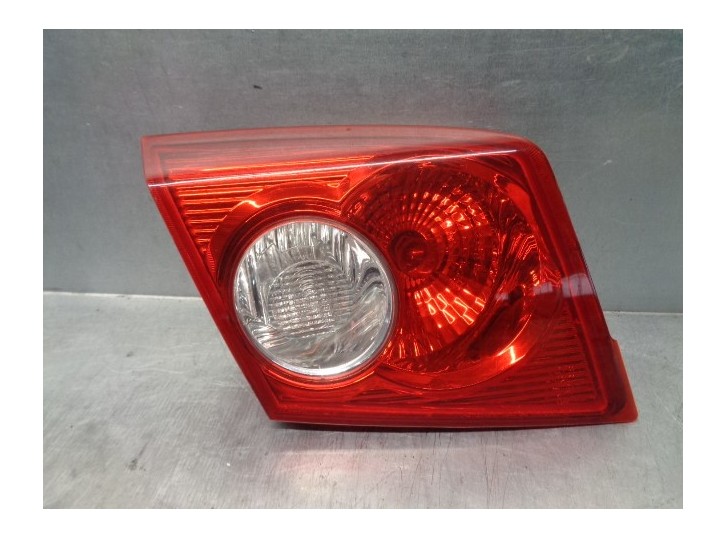 Recambio de piloto trasero izquierdo para chevrolet lacetti 1.6 cat referencia OEM IAM 96551216 PORTON 