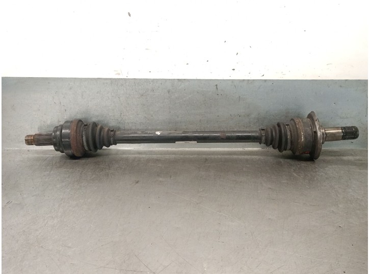 Recambio de transmision delantera derecha para bmw 5 (f10) 530 d referencia OEM IAM 7581018 33207581018 