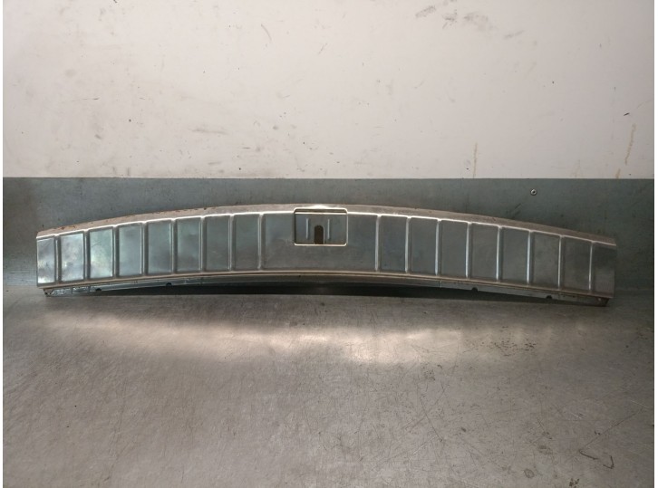 Replacement trim for Porsche Cayenne (9PA) 3.2 OEM IAM reference 7L5863459C 95555145902 
