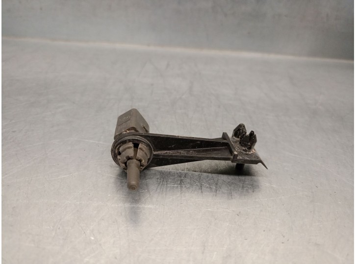 Recambio de sensor para audi a3 sportback (8ya, 8yf) 35 tfsi referencia OEM IAM 8Z0820535B 8Z0820535B 